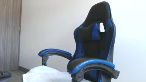 Snapshot of leostorm25 chatting on September 21, 2025, 7:48 pm leostorm25 online show from September 21, 2025, 7:48 pm