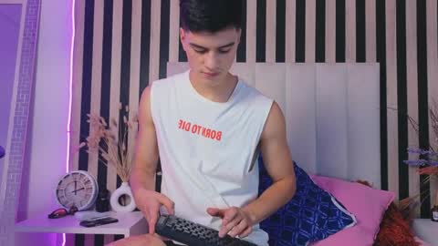 leotease online show from April 29, 2026, 7:20 pm