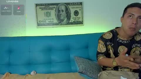 Snapshot of leovargas19hot chatting on April 14, 2026, 2:39 am Leo Vragas online show from April 14, 2026, 2:39 am