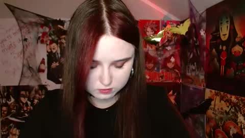 little secret online show from October 2, 2025, 6:09 am