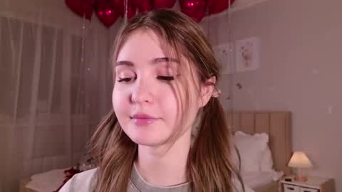 Nicole Moore online show from February 14, 2025, 7:12 pm