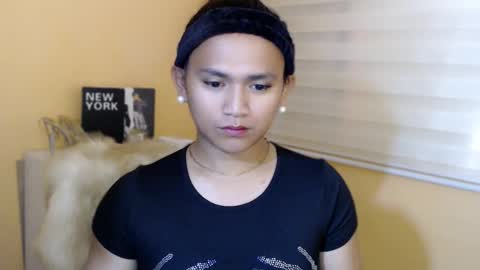 Snapshot of lesleyanderson chatting on November 15, 2025, 1:03 am Pat online show from November 15, 2025, 1:03 am