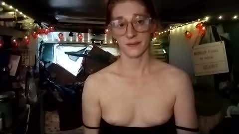 LesleyGumGrass- The Boring Trans girl online show from May 27, 2026, 7:11 pm