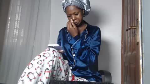 Snapshot of leslie_bebby2 chatting on December 23, 2025, 6:22 am leslie online show from December 23, 2025, 6:22 am