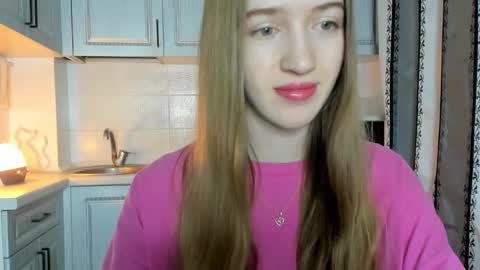  LESLIE   online show from November 28, 2025, 5:21 am