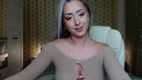 Snapshot of leslie_secret chatting on September 13, 2025, 7:46 pm leslie_secret online show from September 13, 2025, 7:46 pm