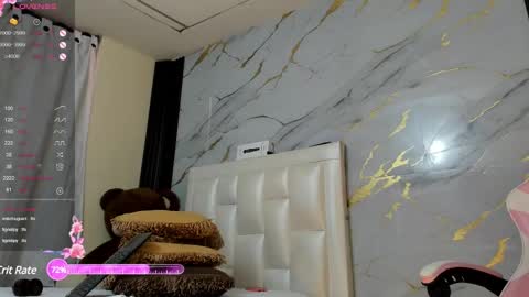 Snapshot of lesly_w chatting on February 15, 2025, 2:44 pm I am here from Monday to Friday from 730 am to 130 pm Colombia time and saturday from 500 am to 1000 am .... Soon Blue page online show from February 15, 2025, 2:44 pm
