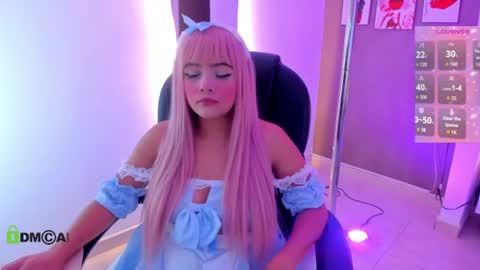 Lesly  online show from July 19, 2026, 12:03 am