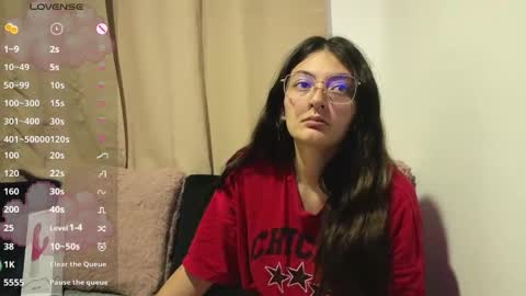lessliee online show from May 8, 2026, 7:25 am