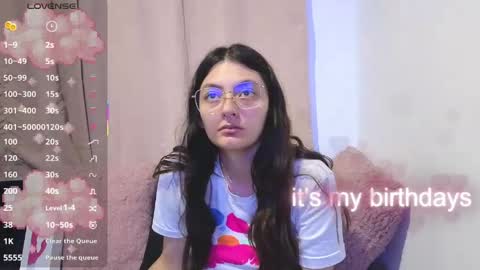 lessliee online show from May 11, 2026, 6:08 am