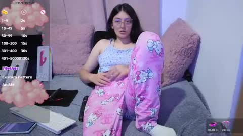 lessliee online show from May 21, 2026, 6:53 am