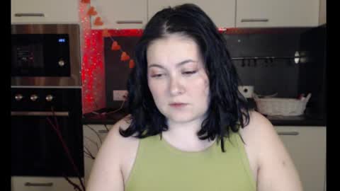 Snapshot of lesssi_ chatting on February 10, 2025, 1:24 am Alison online show from February 10, 2025, 1:24 am