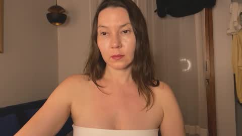 lessya_magic online show from October 3, 2025, 1:19 pm