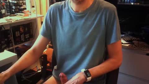 Snapshot of lestat_82 chatting on November 10, 2025, 3:11 pm Vampiro Diurno online show from November 10, 2025, 3:11 pm