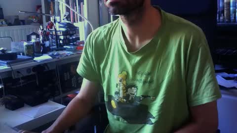 Snapshot of lestat_82 chatting on November 12, 2025, 10:15 am Vampiro Diurno online show from November 12, 2025, 10:15 am