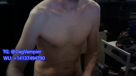 Snapshot of lestat_82 chatting on January 11, 2026, 4:34 pm Vampiro Diurno online show from January 11, 2026, 4:34 pm
