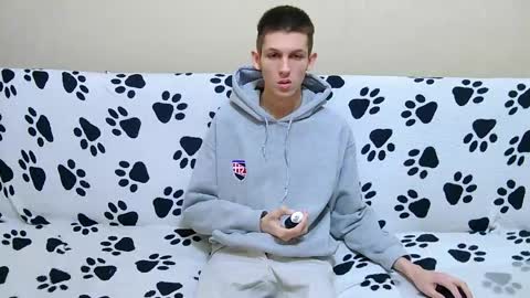 lester_broo online show from April 30, 2026, 9:52 pm