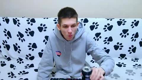 lester_broo online show from May 1, 2026, 9:30 pm