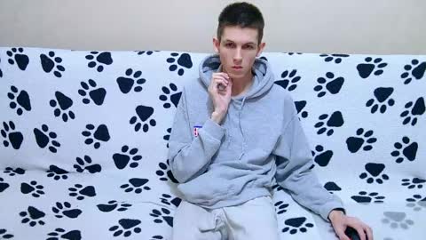 lester_broo online show from May 2, 2026, 11:21 pm