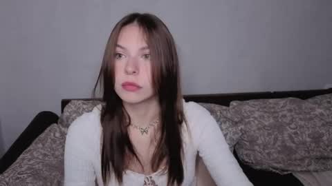 Snapshot of let_me_seee chatting on September 12, 2025, 6:30 pm Fiona online show from September 12, 2025, 6:30 pm
