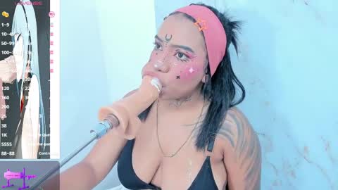 Snapshot of leticia_lynn1 chatting on April 2, 2026, 9:45 pm LETI 3 online show from April 2, 2026, 9:45 pm
