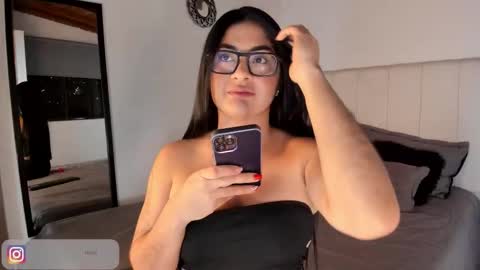 Leticia online show from October 9, 2025, 12:52 am