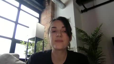 Snapshot of letjennybe chatting on February 16, 2025, 4:32 pm strawberrywatermelonpink22 online show from February 16, 2025, 4:32 pm