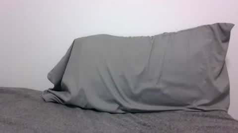 Snapshot of lets_play143 chatting on February 9, 2026, 6:17 am lets_play143 online show from February 9, 2026, 6:17 am