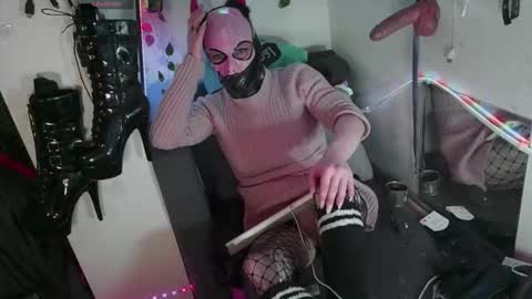 Snapshot of letsdoitbabez chatting on October 11, 2025, 6:17 pm Julian Mask online show from October 11, 2025, 6:17 pm