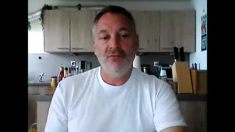 letshavefun2gether68 online show from May 11, 2026, 5:24 am