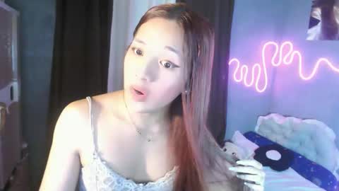 Snapshot of letsplaybaby_ chatting on September 14, 2025, 11:20 am gene online show from September 14, 2025, 11:20 am