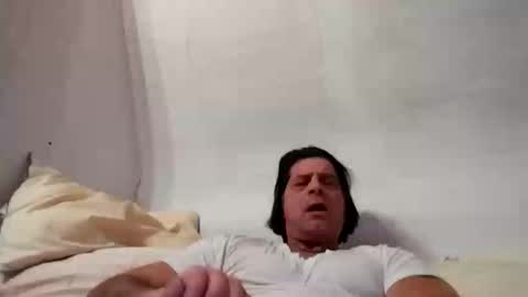 Snapshot of letsrock3898 chatting on December 16, 2025, 5:01 am letsrock3898 online show from December 16, 2025, 5:01 am