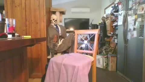 Snapshot of letsrockon chatting on March 24, 2026, 4:17 am Lets Rock online show from March 24, 2026, 4:17 am