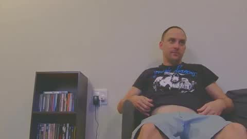 lilithgaze online show from March 4, 2026, 9:48 am