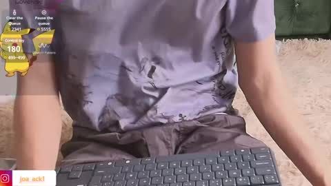 Levi  online show from February 3, 2025, 2:24 pm