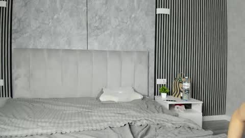 Lona  Levi online show from October 20, 2025, 9:32 am