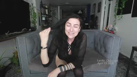 Snapshot of levity_opossum chatting on April 13, 2026, 10:04 pm Levity online show from April 13, 2026, 10:04 pm