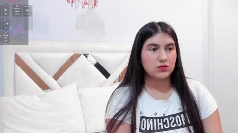 Snapshot of lexi_bloom chatting on April 1, 2026, 1:41 pm Gabrielle online show from April 1, 2026, 1:41 pm