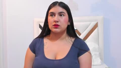 Snapshot of lexi_bloom chatting on April 15, 2026, 10:55 am Gabrielle online show from April 15, 2026, 10:55 am