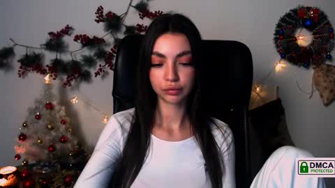 Alexia online show from December 4, 2025, 7:22 pm