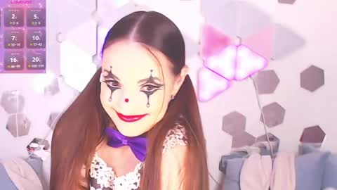 Alexia online show from April 30, 2026, 8:57 pm