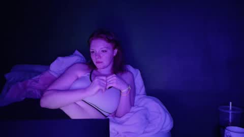 lexi_mariz online show from February 26, 2026, 3:49 am