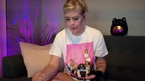 Snapshot of lexi_shocker chatting on September 26, 2025, 6:06 am Lexi online show from September 26, 2025, 6:06 am