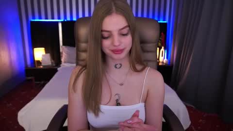Snapshot of lexi_si chatting on February 27, 2025, 7:44 am lexi_si online show from February 27, 2025, 7:44 am