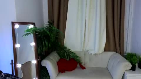 Vicki online show from September 26, 2025, 4:00 pm