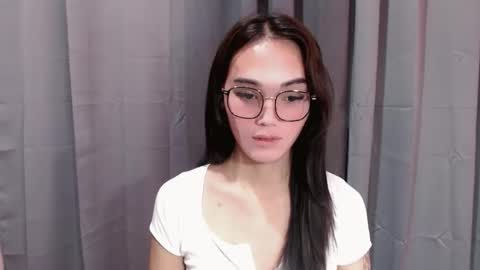 lexibabe_ online show from April 14, 2026, 11:05 am