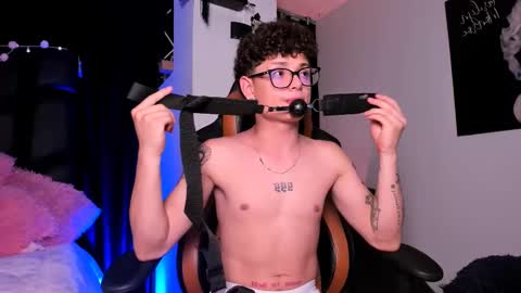 Snapshot of lexie_n_nate chatting on March 7, 2025, 5:18 am Lixie And Nte online show from March 7, 2025, 5:18 am