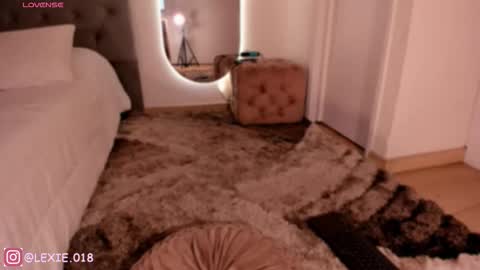 Snapshot of lexie_red chatting on March 7, 2026, 11:35 pm LEXIE online show from March 7, 2026, 11:35 pm