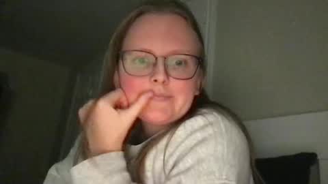 lexie online show from December 15, 2024, 3:13 am