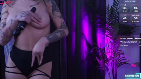 Snapshot of lexiidarling chatting on September 30, 2025, 6:35 pm LexiiDarling online show from September 30, 2025, 6:35 pm